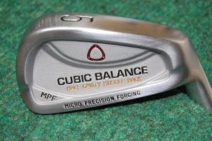 Cubic Balance MPF Forging Eisen 5 Graphit Stiff **NEU**
