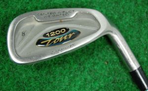 Wilson 1200 Tour Eisen 8 Damen Graphitschaft