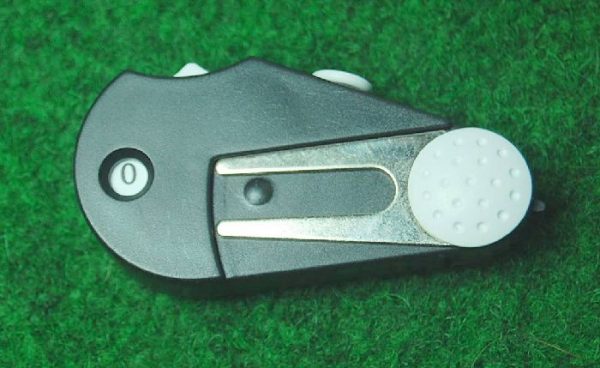 Pitchgabel mit Ballmarker, Bürste, Schlagzähler und Clip   *Neu*