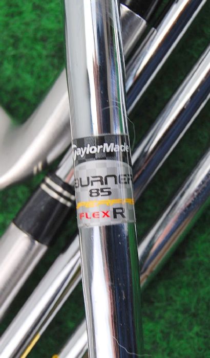 TaylorMade Burner Plus 5 - SW Stahl Regular + 1 inch 2° UP – Bild 4