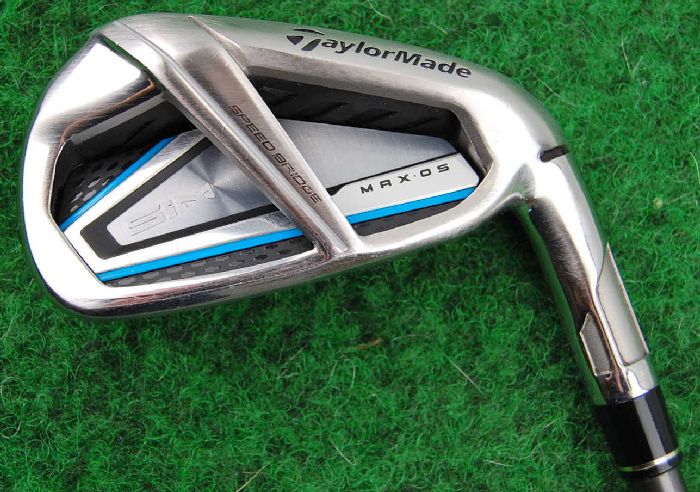 TaylorMade Sim Max OS  6 – SW  Graphitschaft Stiff Flex