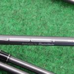 TaylorMade Sim Max OS  6 – SW  Graphitschaft Stiff Flex